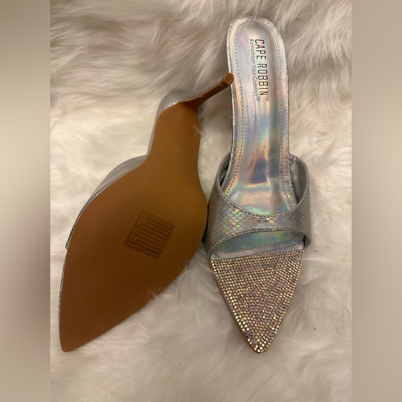Women’s Heels Slippers By Cape Robbin. Pointed toe with Glitter Gem 💎 Stones - Picture 3 of 9